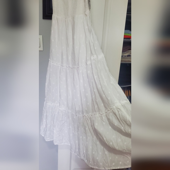 Dress - Picture 7 of 7